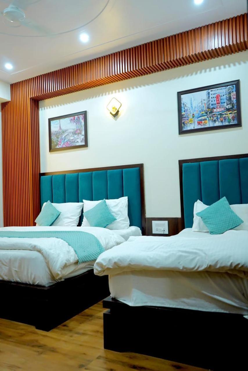 Hotel Modern Palace Khātu Buitenkant foto